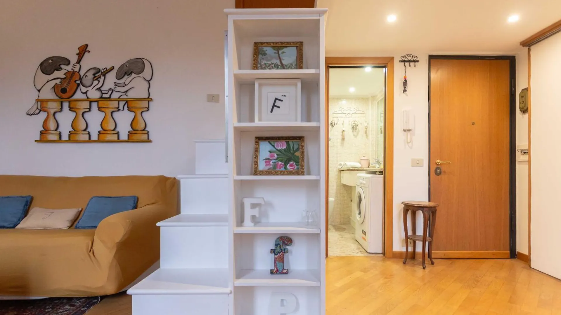 Domus Caroli In Vaticano Rome Apartment