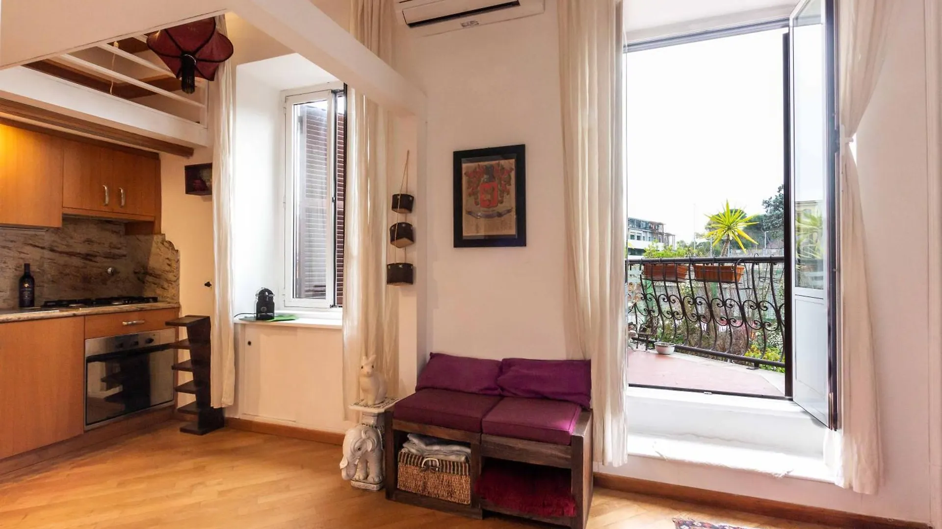 Apartment Domus Caroli In Vaticano Rome
