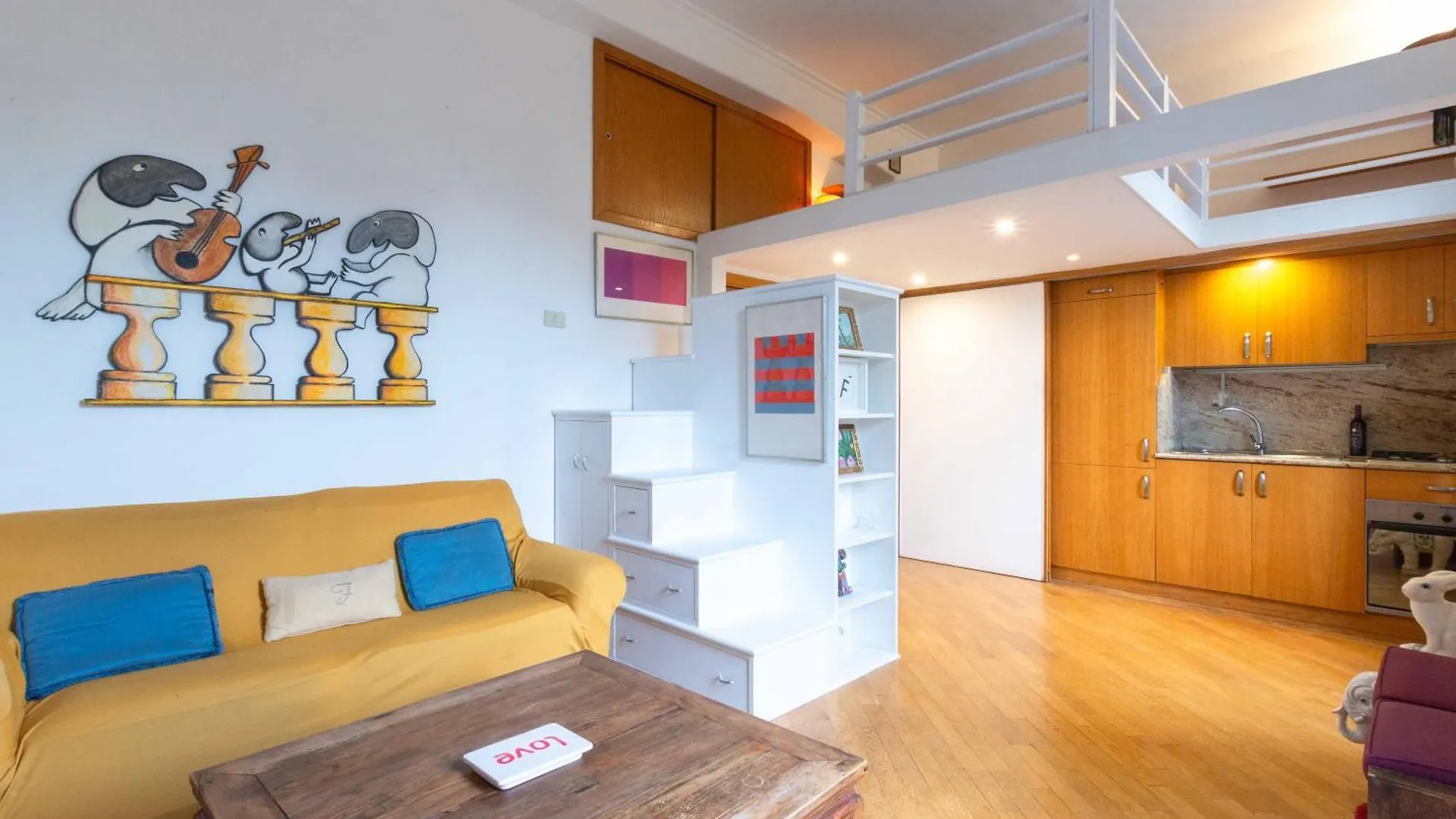 Domus Caroli In Vaticano Rome Apartment